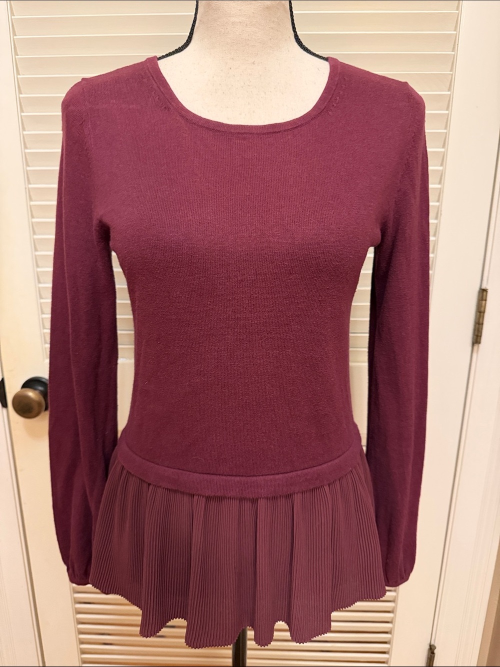 Loft Peplum Long-Sleeve Top in Berry, Size XSmall, Fair Worn Condition